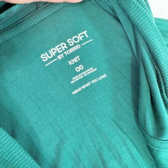 Torrid Sweater Womens 00 Green Super Soft Hooded Cardigan Open Front Long Sleeve - Picture 2 of 7